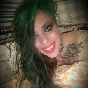 Meet your Posher, Dana